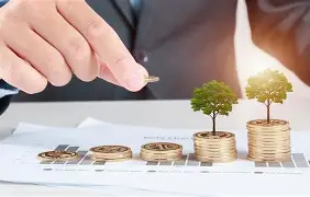 如何明晰中国基金行业的发展现状和趋势？这一行业面临哪些机遇和挑战？